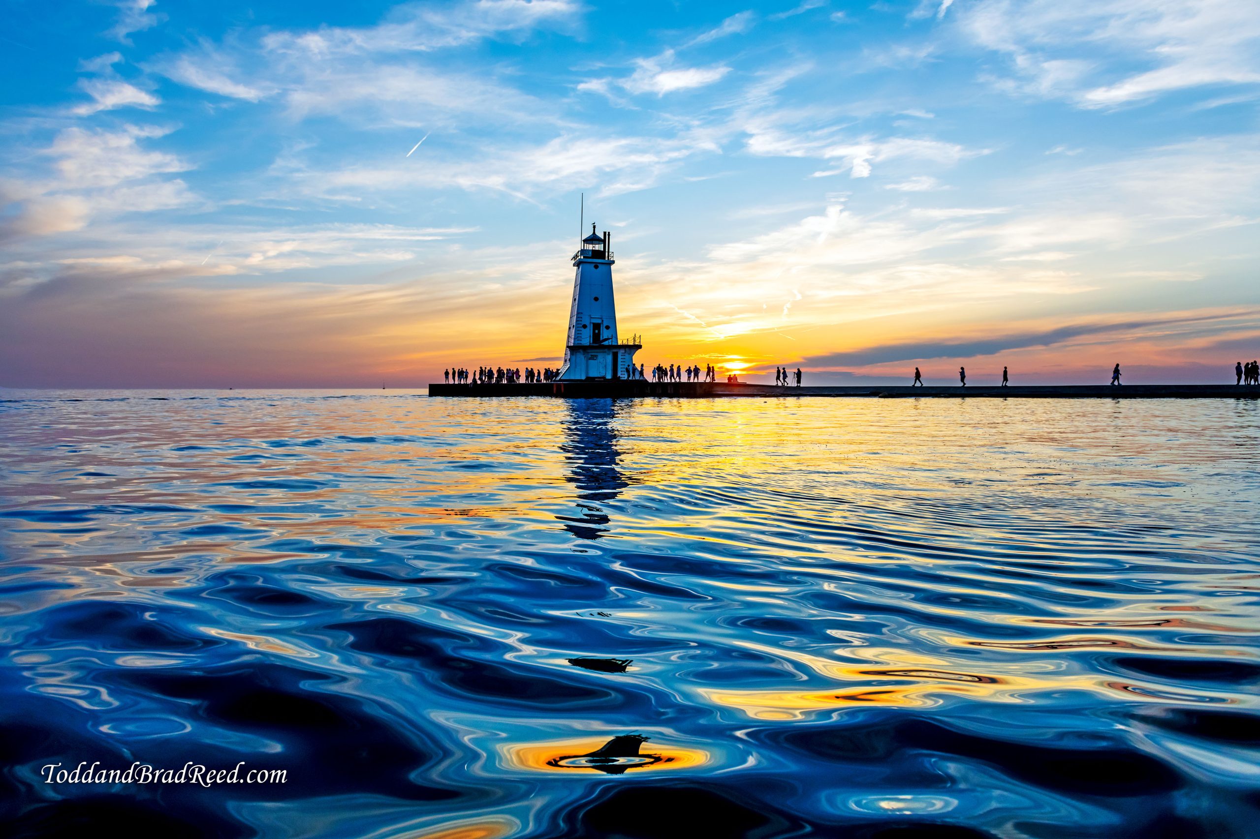 Todd Reed_5011_lighthouse and badger_7_29_2018_4256px_Watermark.jpg