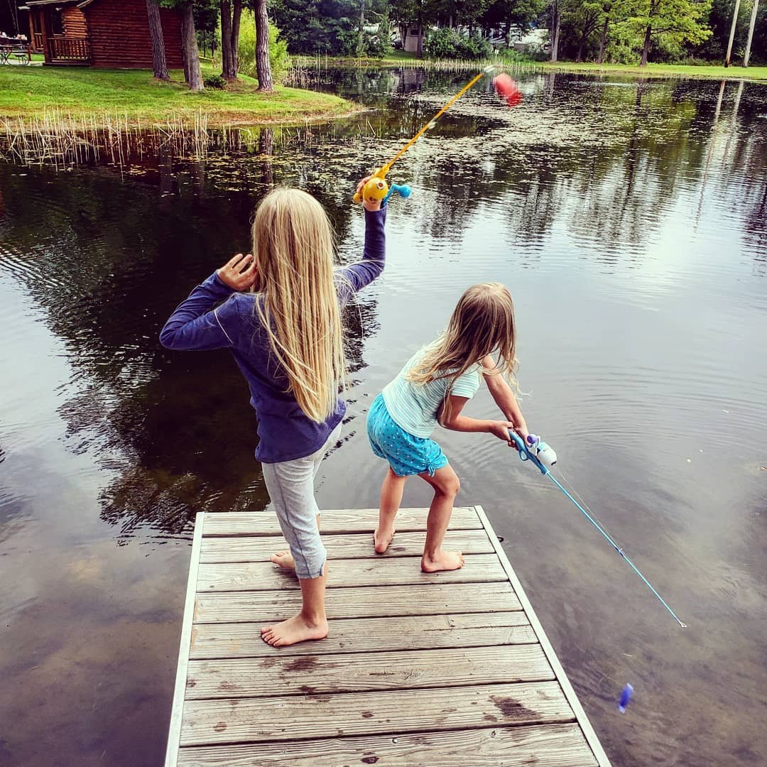 kids fishing.jpg